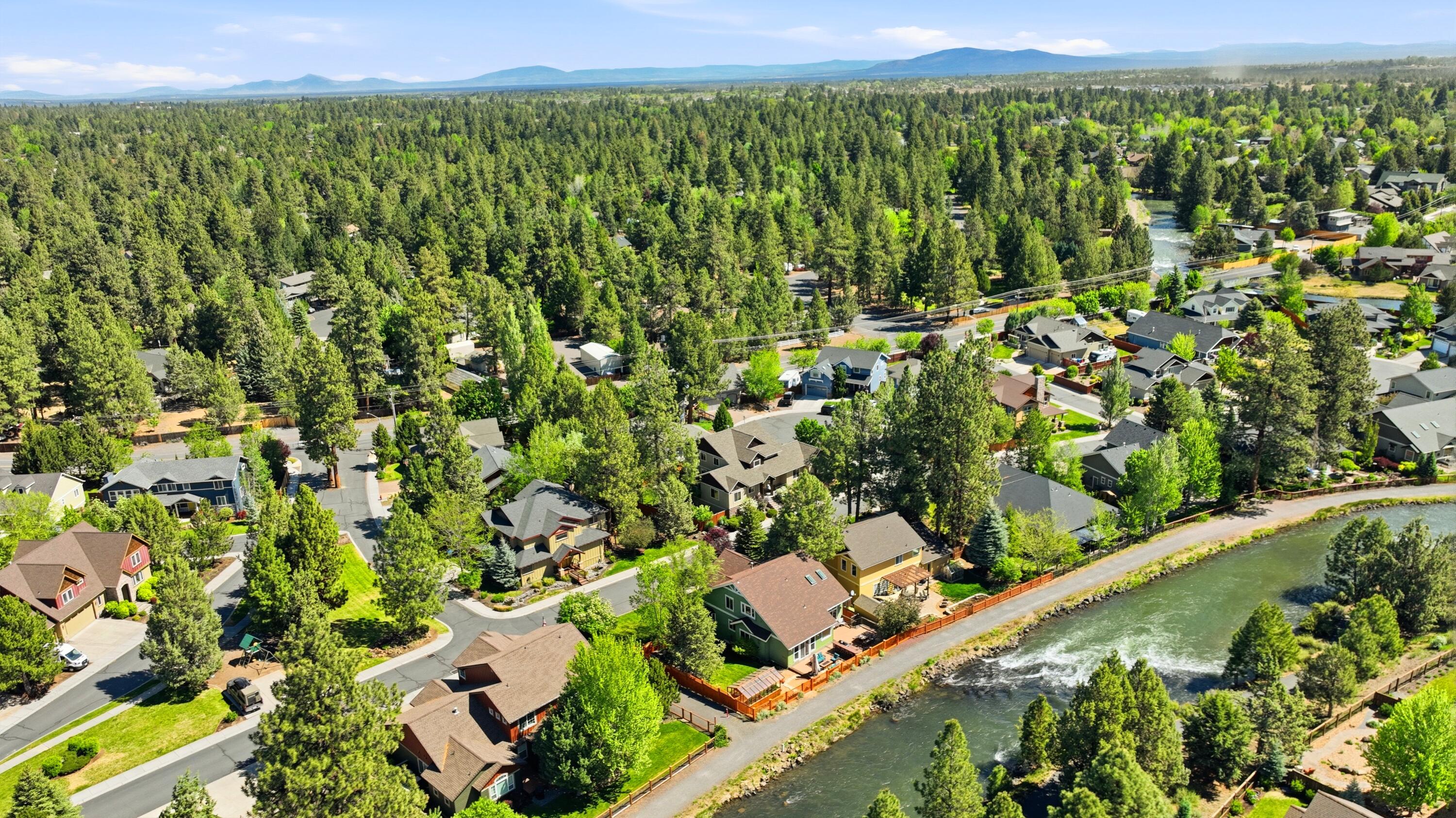 61153 Ridgewater Loop Bend, OR 97702 - Photo 53 of 63 80-print-Riley_Visuals_086