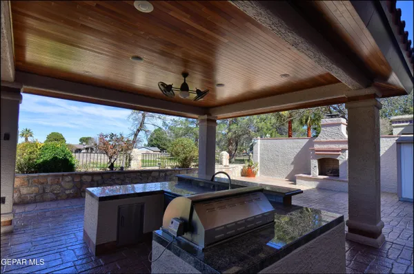 $797,000 | 1605 Billy Casper Drive, El Paso, TX 79936