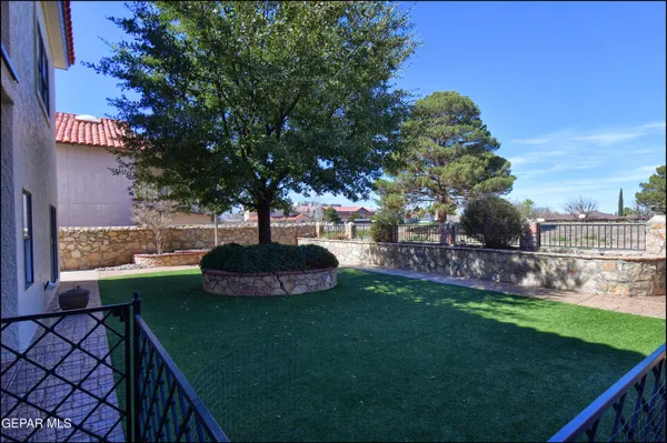 $797,000 | 1605 Billy Casper Drive, El Paso, TX 79936