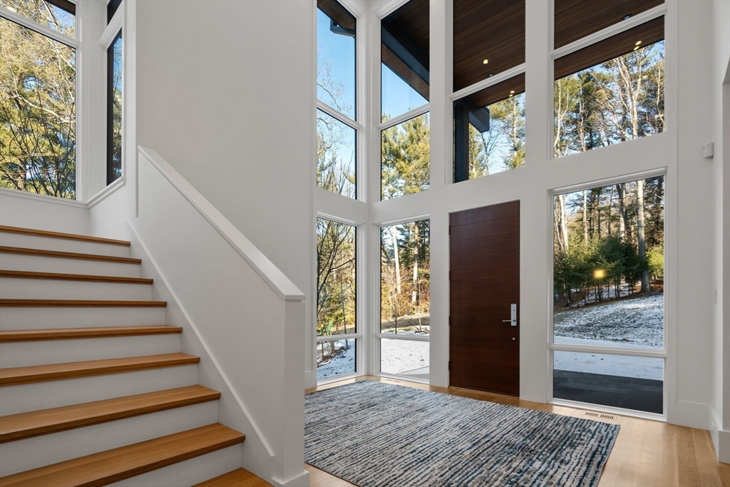 77 Kings Grant Road Weston, MA 02493 - Photo 4 of 38