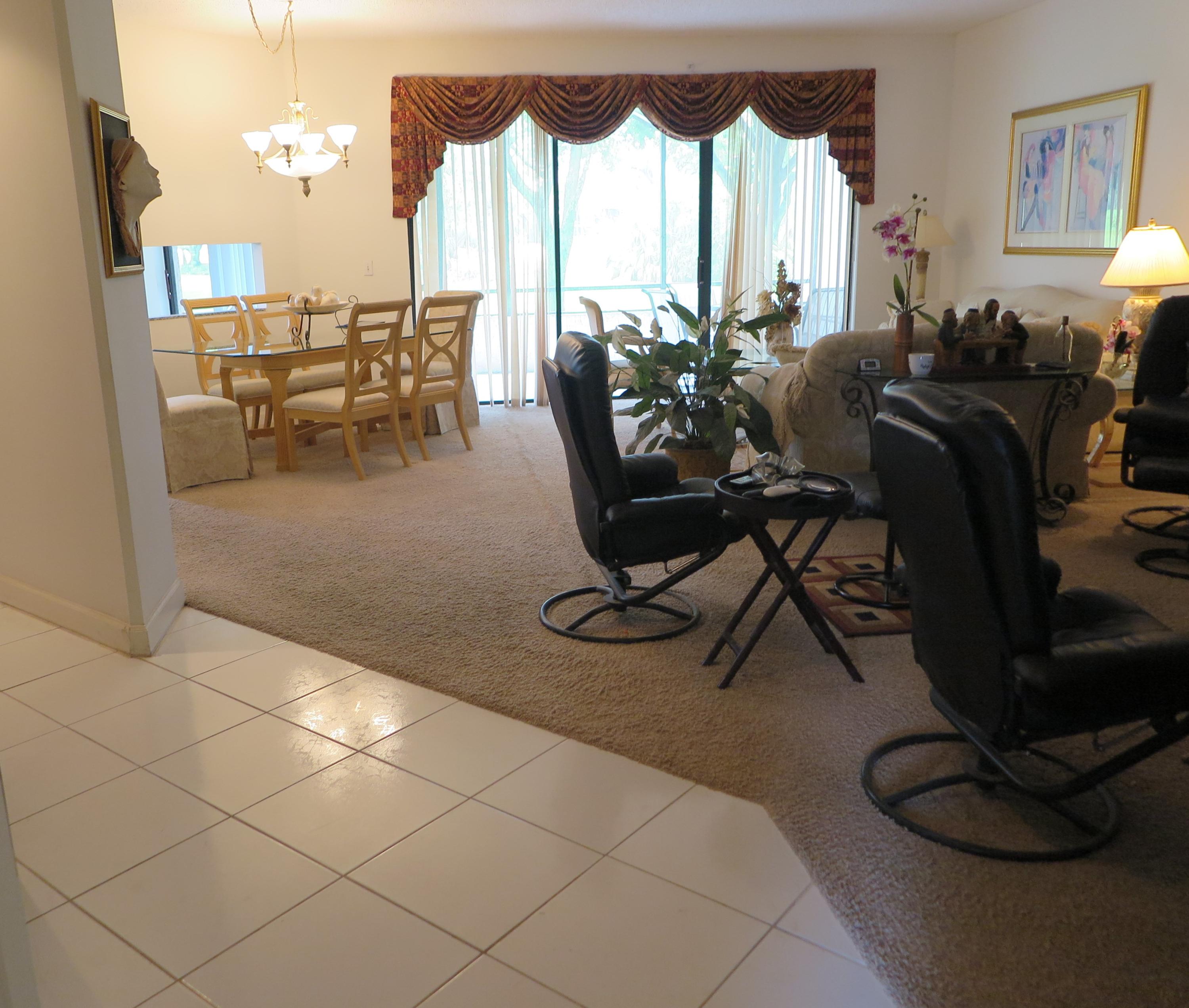 7546 La Paz Boulevard, Unit 105 Boca Raton, FL 33433 - Photo 2 of 21 Foyer