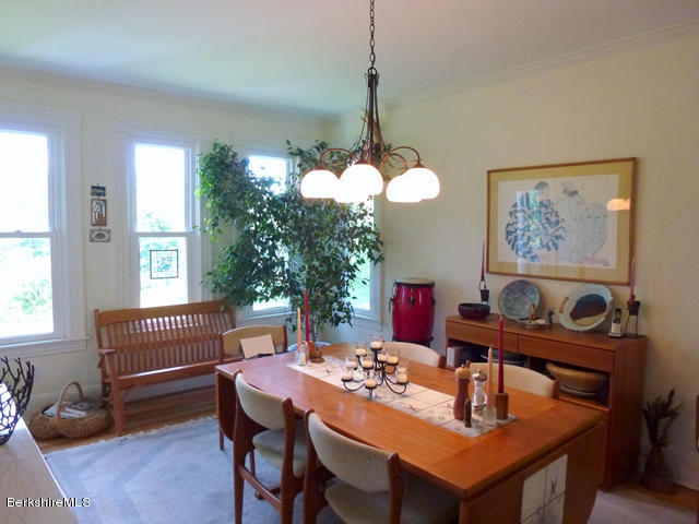 46 Stratton Road Williamstown, MA 01267 - Photo 12 of 21 dining