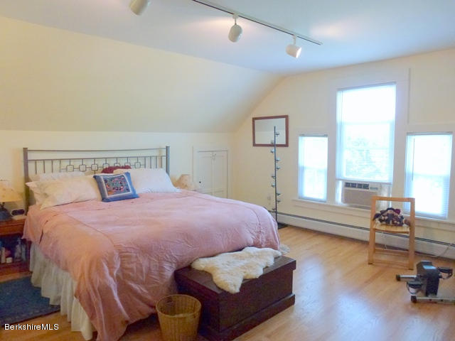 46 Stratton Road Williamstown, MA 01267 - Photo 8 of 21 Master BR