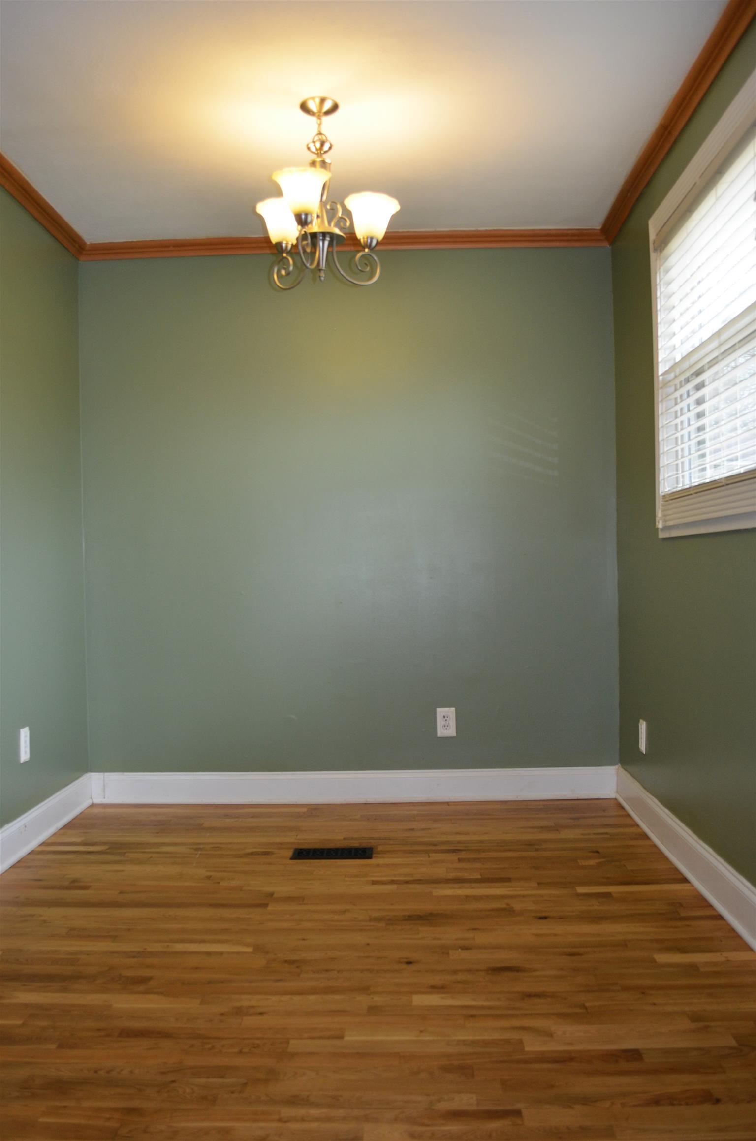 596 Parkway Road Tullahoma, TN 37388 - Photo 8 of 21 Gallery Image 8