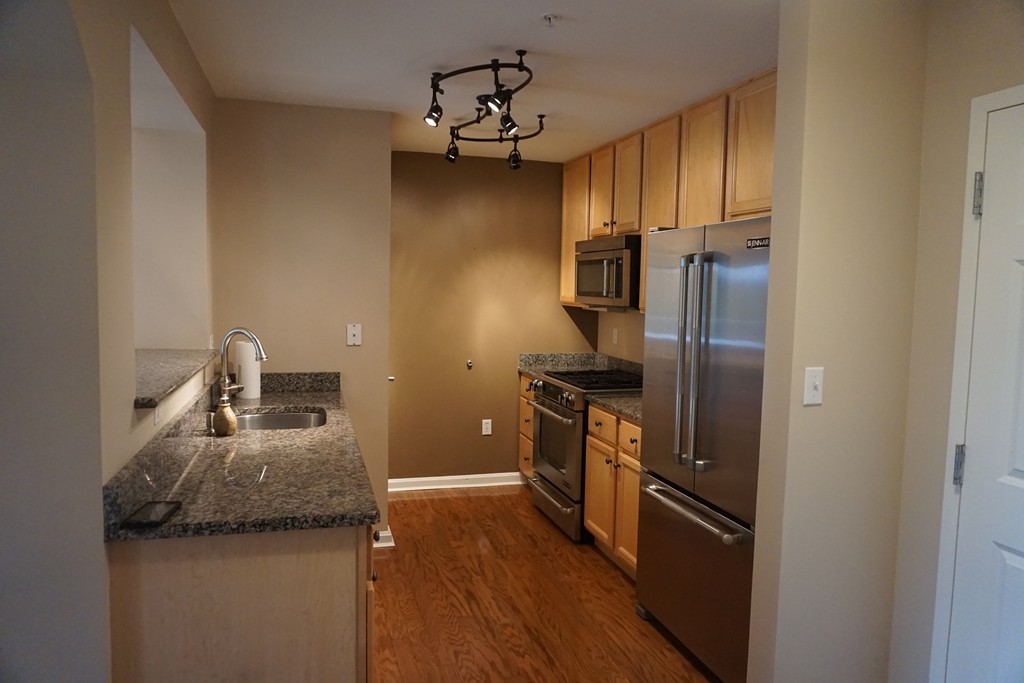 36 Village Road, Unit 613 Middleton, MA 01949 - Photo 4 of 27