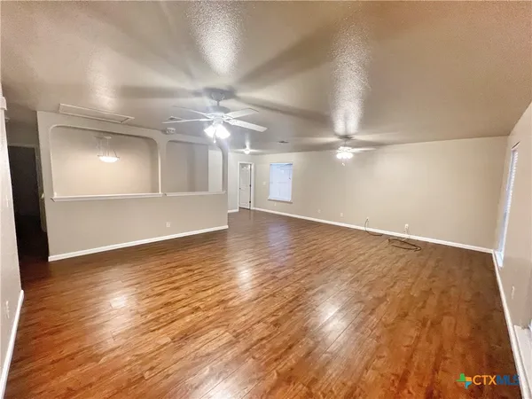 $2,175 | 364 Starling Creek, New Braunfels, TX 78130