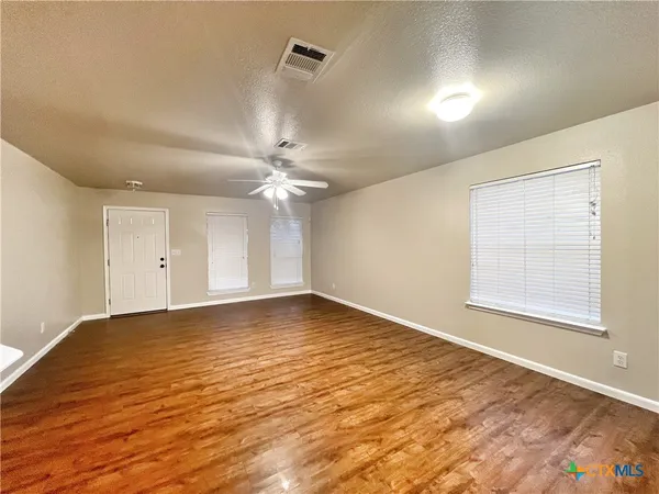 $2,175 | 364 Starling Creek, New Braunfels, TX 78130