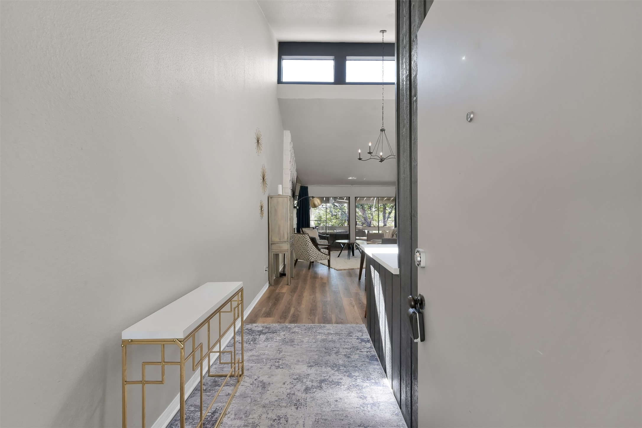 184 April Point Drive North Conroe, TX 77356 - Photo 3 of 41 Welcome in to a completely updated condo