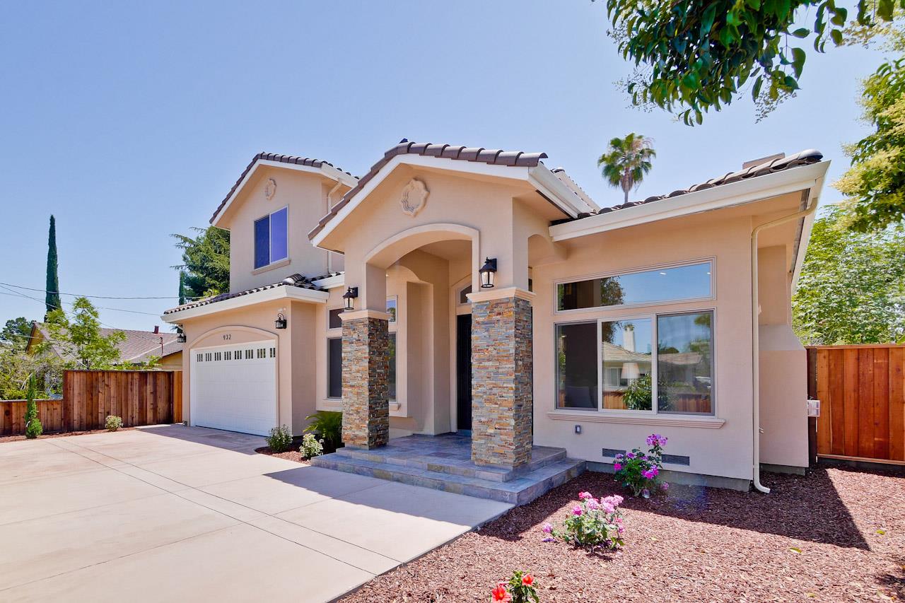 932 Marion Way Sunnyvale, CA 94087 - Photo 2 of 47 a front view of a house with garden