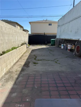 $575,000 | 260 East South Street, Long Beach, CA 90805