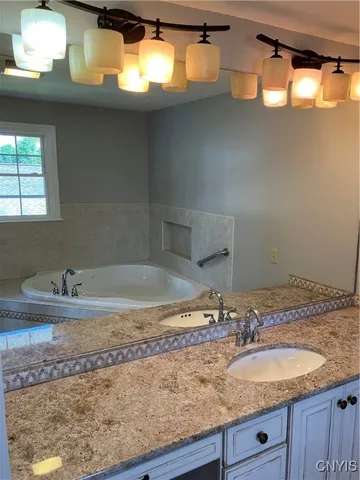 $599,000 | 6433 Long Point Road, Cicero, NY 13029