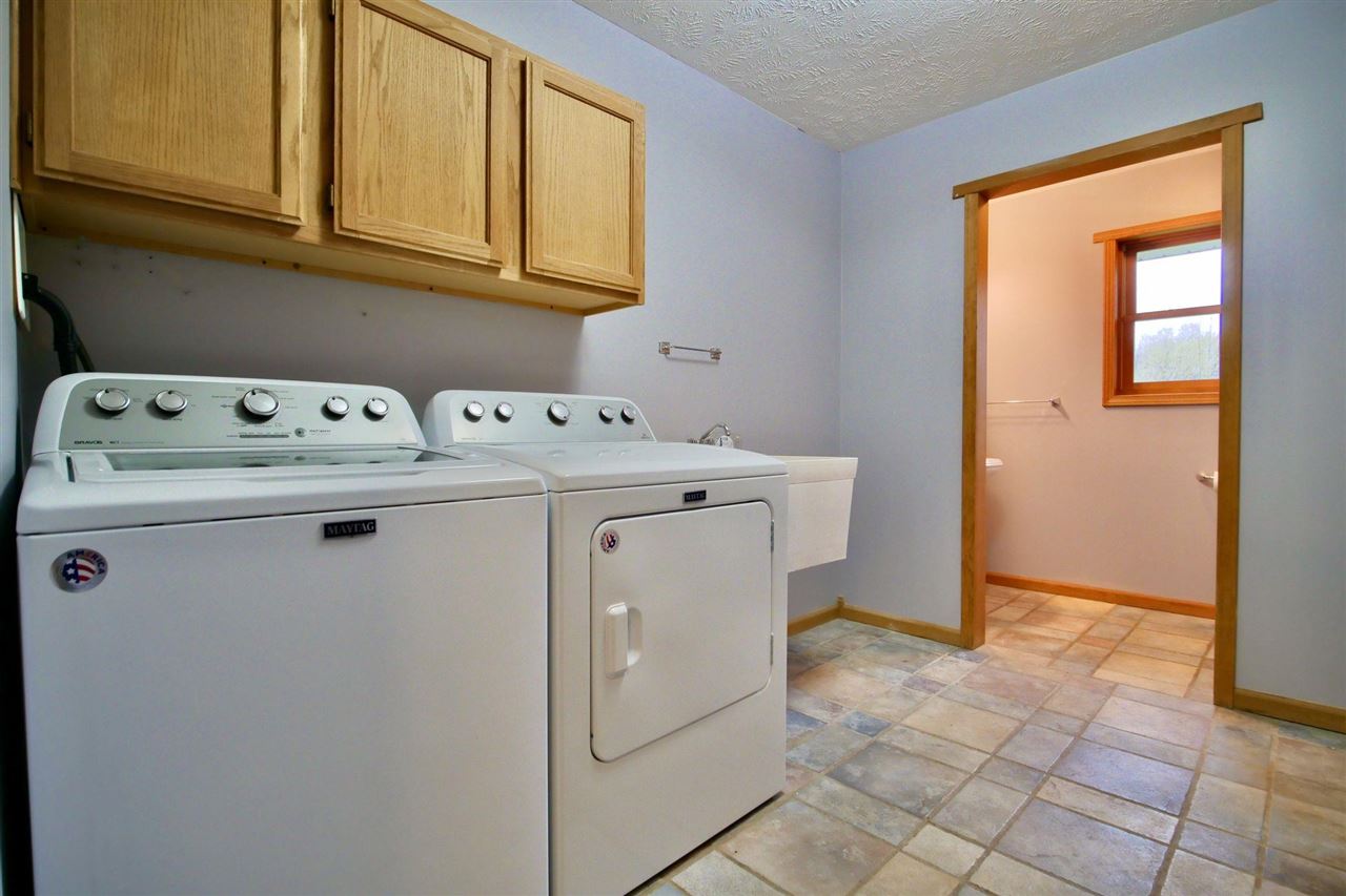 8760 North 11 Road Mesick, MI 49668 - Photo 10 of 40 1887086-9.JPG