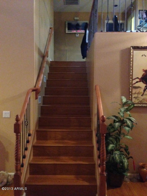 2620 West Maldonado Road Phoenix, AZ 85041 - Photo 5 of 9 staircase