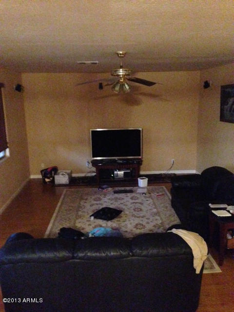 2620 West Maldonado Road Phoenix, AZ 85041 - Photo 6 of 9 loft