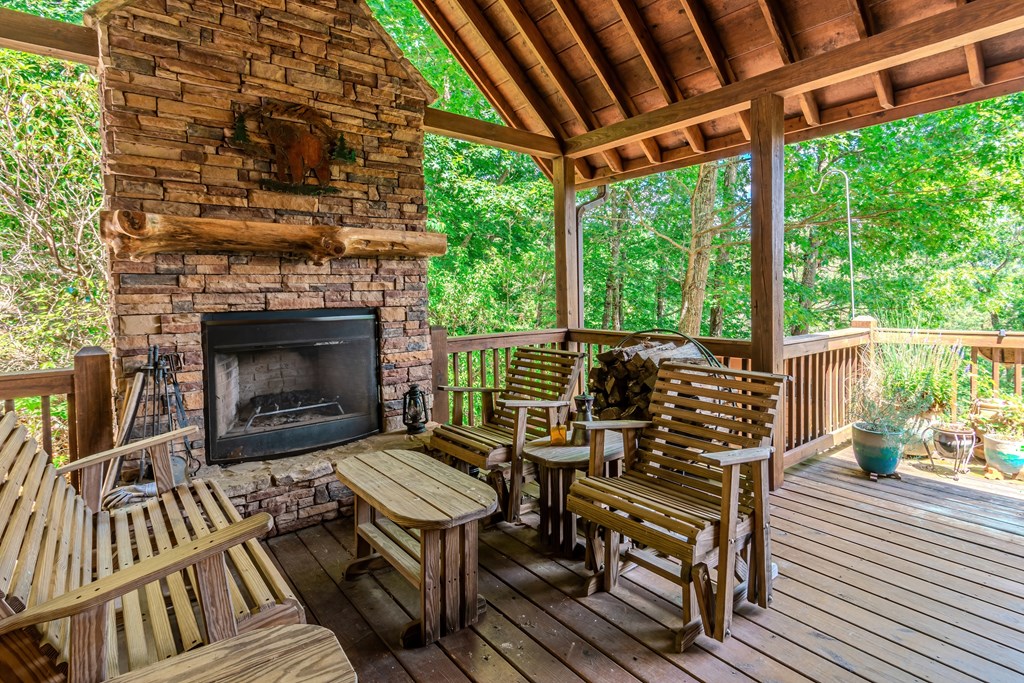 83 Carey Lane Blue Ridge, GA 30513 - Photo 2 of 73 Gallery Image 2