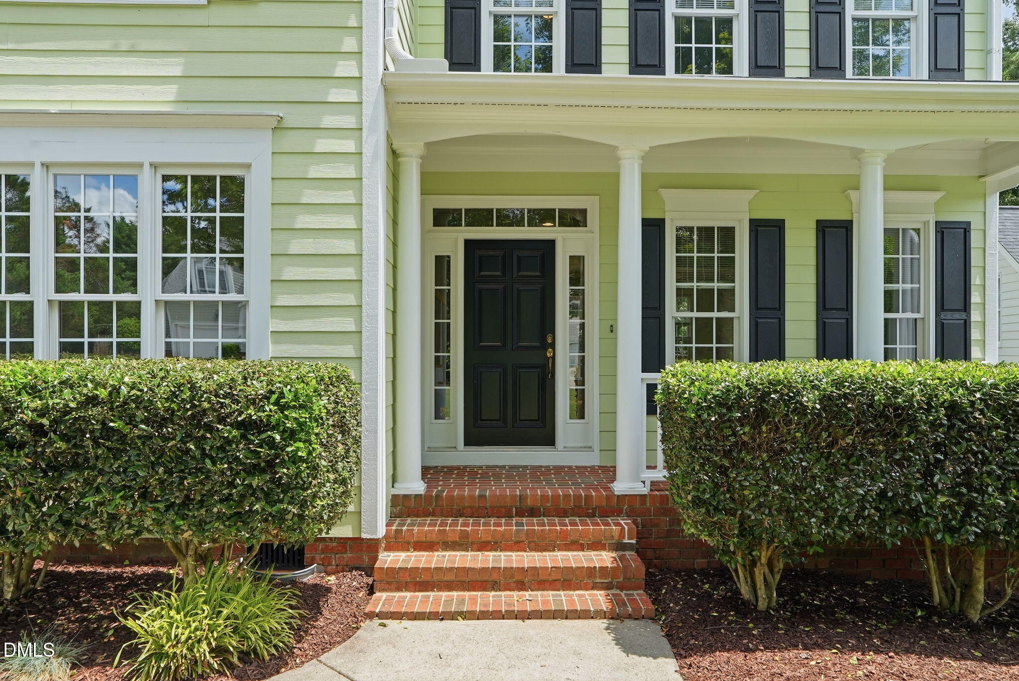 7 Morgans Ridge Lane Durham, NC 27707 - Photo 4 of 75 front view of a house