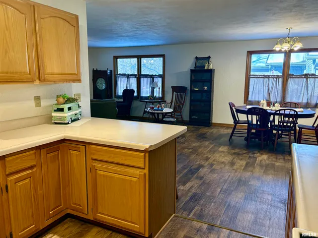 $150,000 | 365 South Main Street, Canton, IL 61520