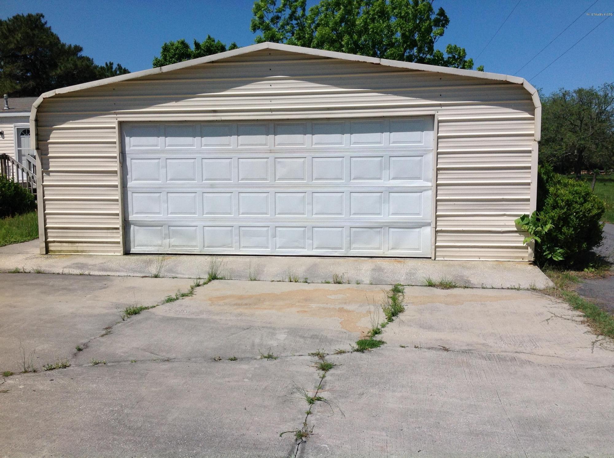 15741 Shark Road West Jacksonville, FL 32226 - Photo 6 of 23 2-car Garage
