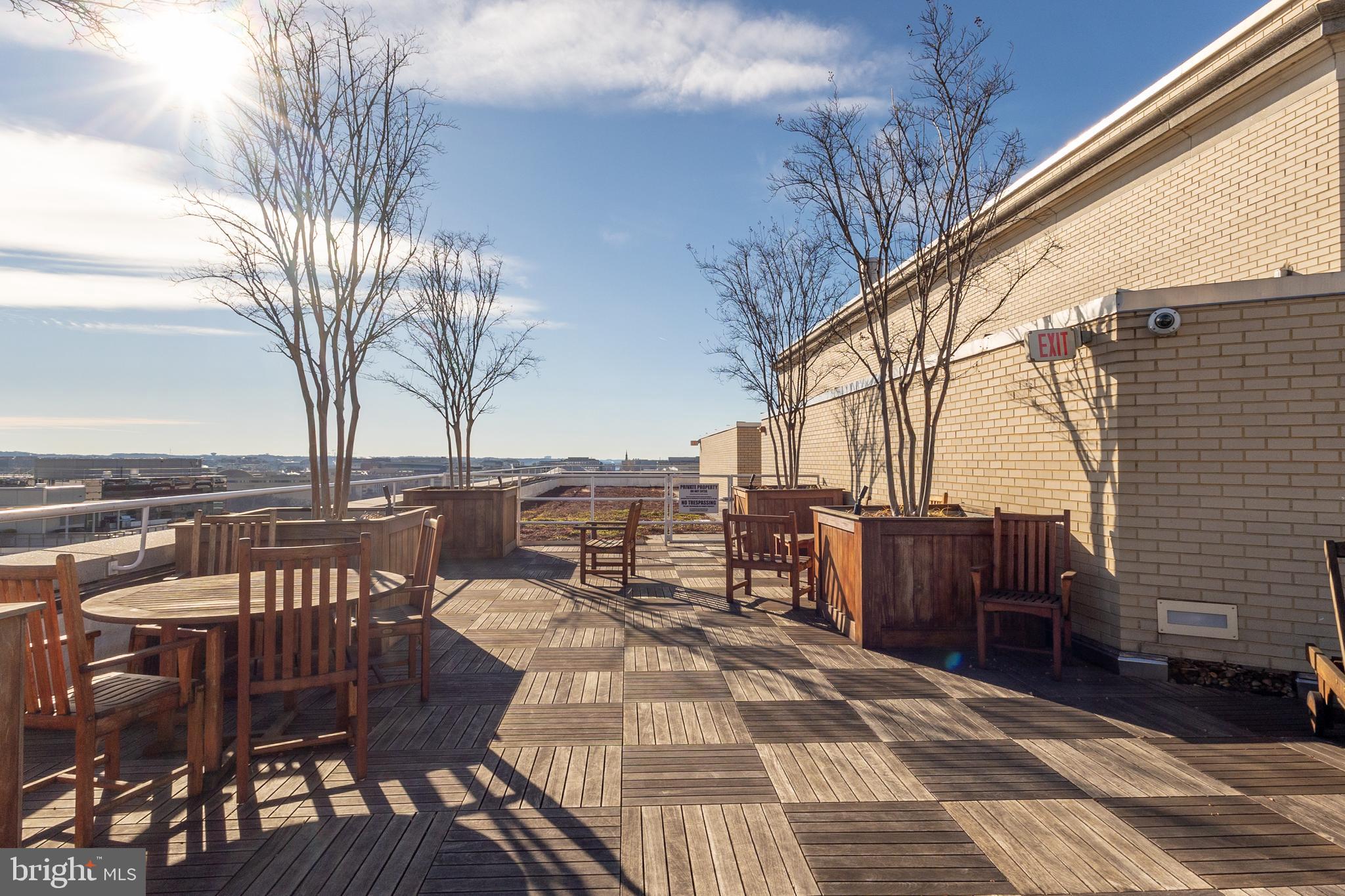 601 Pennsylvania Avenue Northwest, Unit 1407 Washington, DC 20004 - Photo 15 of 20