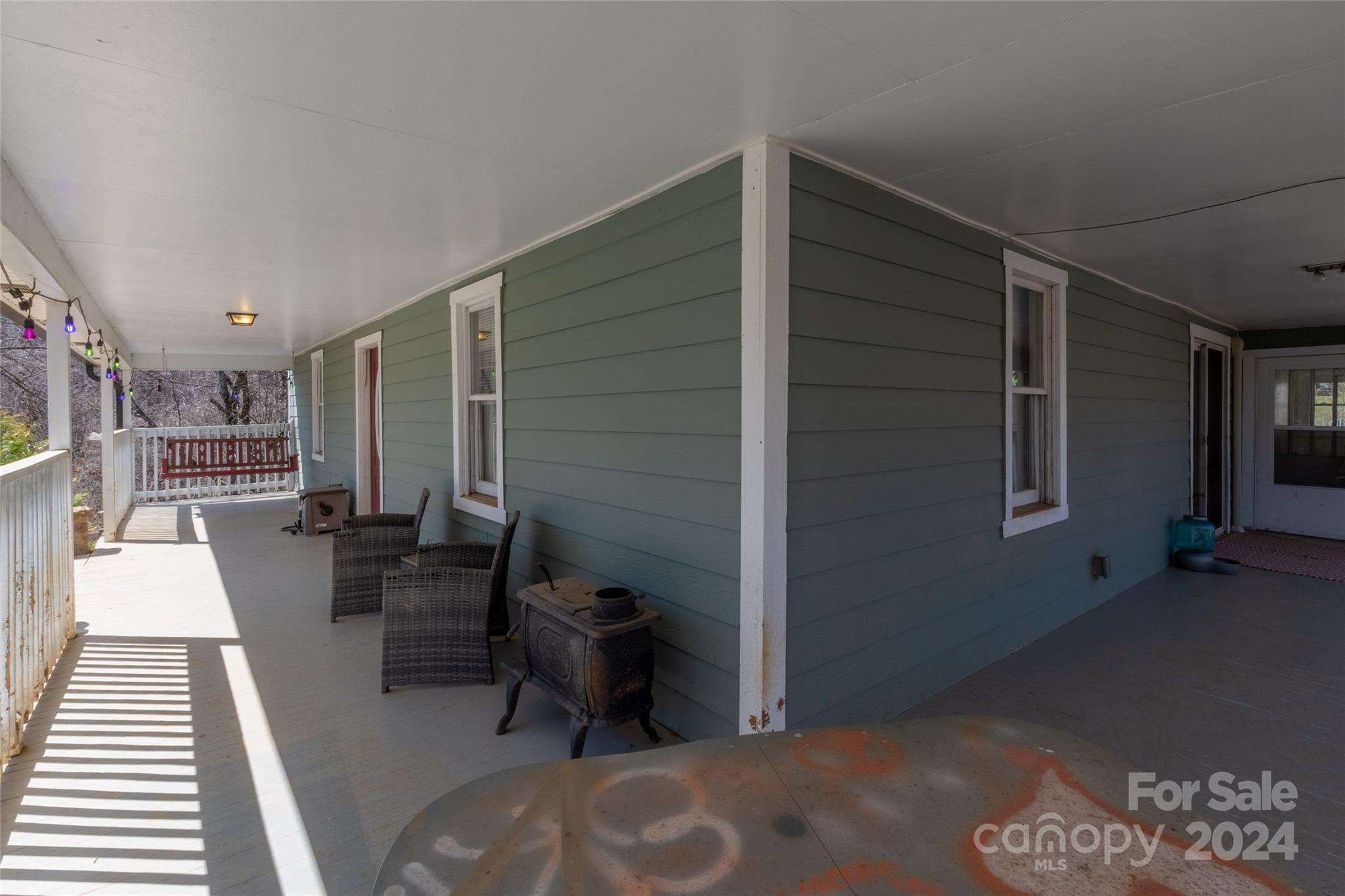 240 Henry Road Sylva, NC 28779 - Photo 10 of 41 a living room with furniture