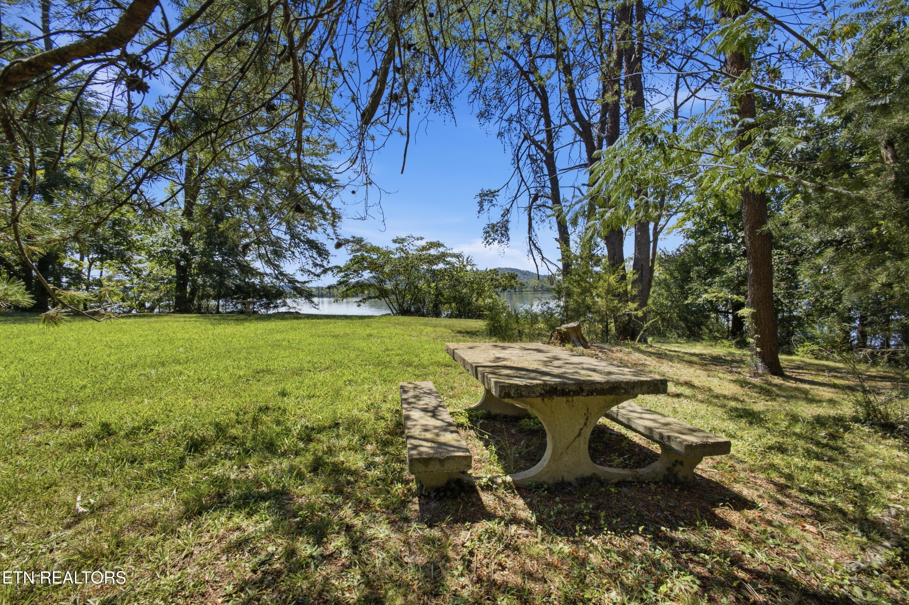 112 Mainsail Road Kingston, TN 37763 - Photo 42 of 48 SPOT9073