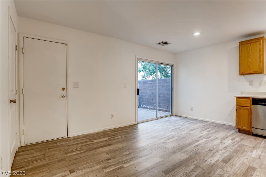 11142 Ranch Valley Street Las Vegas, NV 89179 - Photo 15 of 50