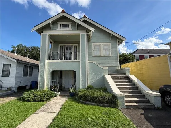$1,400 | 714 Louque Place, New Orleans, LA 70124