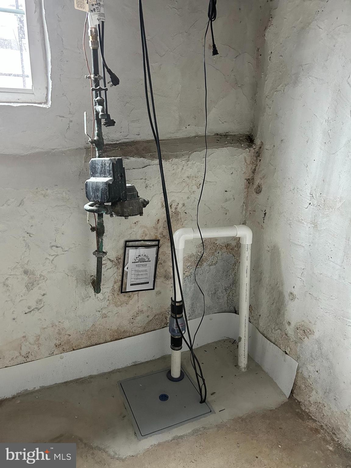 5519 Race Street Philadelphia, PA 19139 - Photo 22 of 25 a room with gym equipment