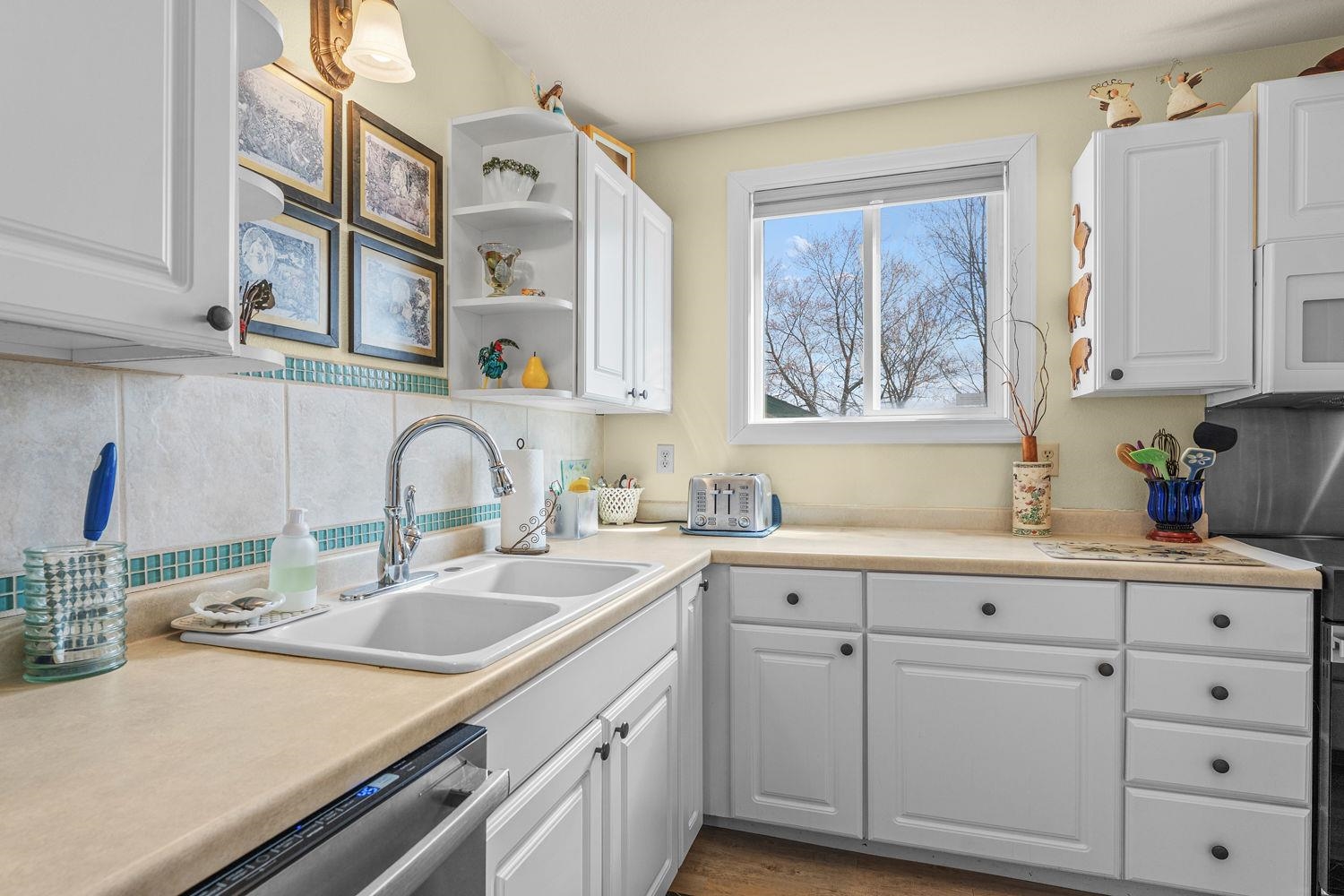 S6185 Bluff Road, Unit 4 Merrimac, WI 53561 - Photo 12 of 34