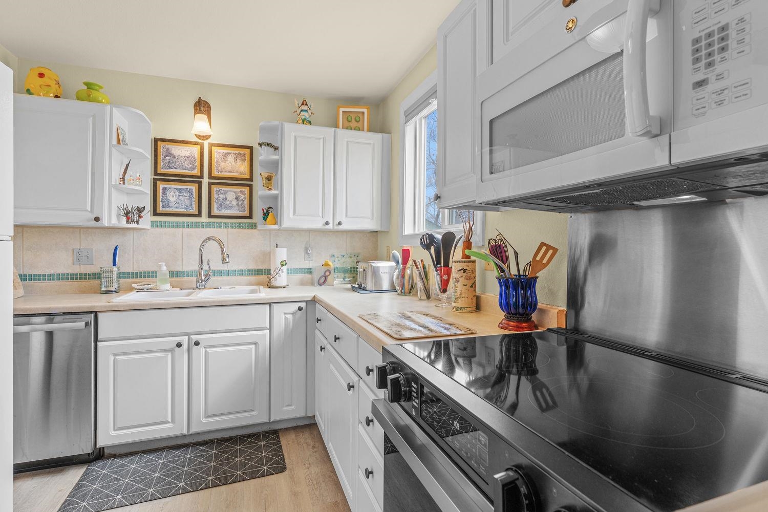 S6185 Bluff Road, Unit 4 Merrimac, WI 53561 - Photo 9 of 34