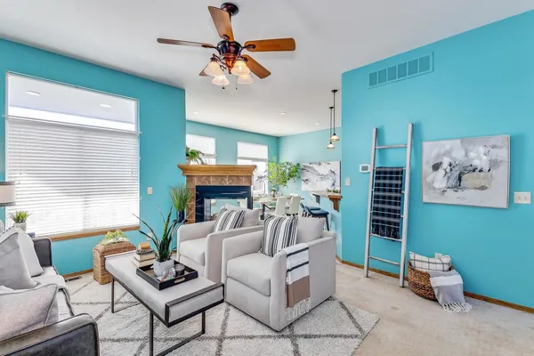 $299,900 | 2101 East Brookstone Street, Derby, KS 67037