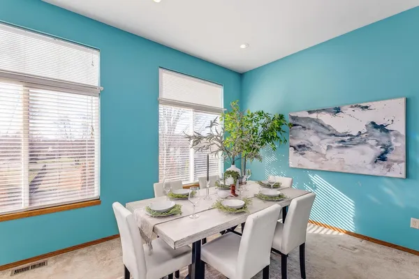 $299,900 | 2101 East Brookstone Street, Derby, KS 67037