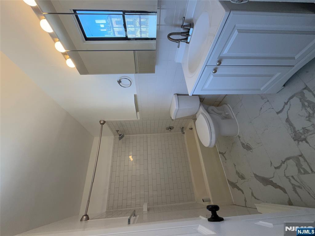 207 15th Street, Unit 31 Jersey City, NJ 07310 - Photo 5 of 7