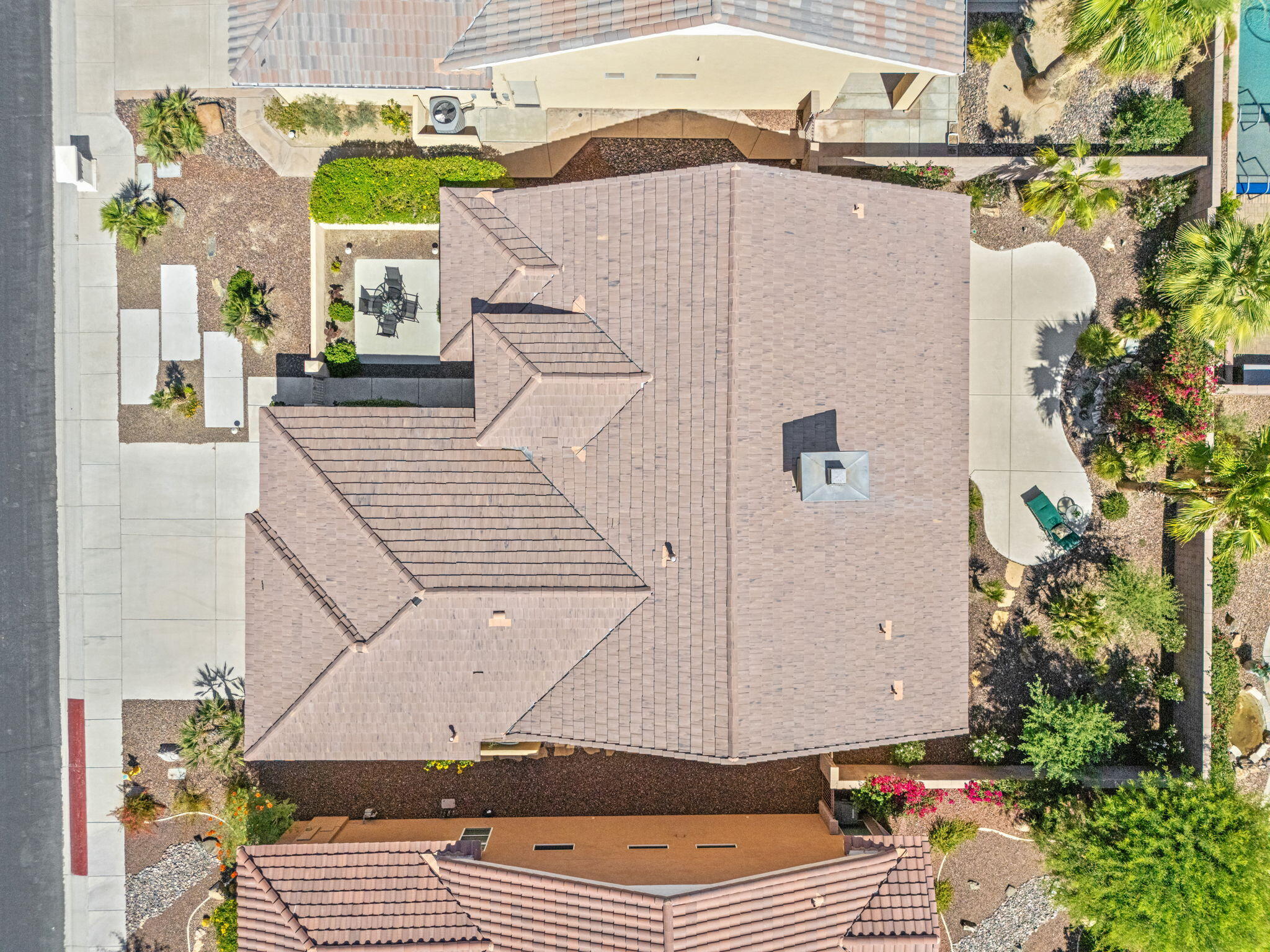 78520 Rainswept Way Palm Desert, CA 92211 - Photo 3 of 40 7-web-or-mls-DJI_20260609102103_0057_D