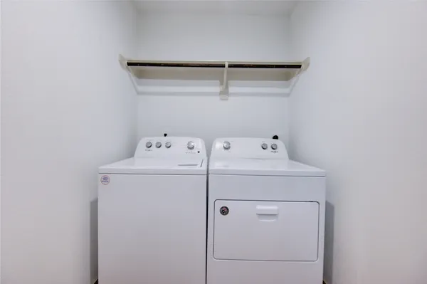 $2,750 | 7715 Smooth Vly Court, Rosharon, TX 77583