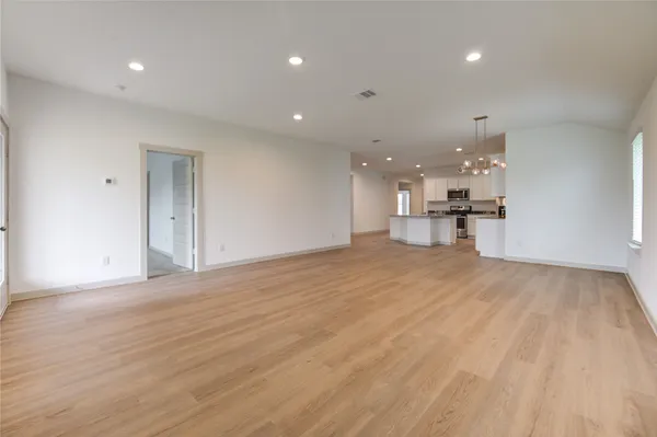 $2,750 | 7715 Smooth Vly Court, Rosharon, TX 77583