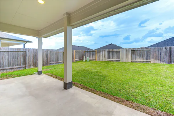 $2,750 | 7715 Smooth Vly Court, Rosharon, TX 77583