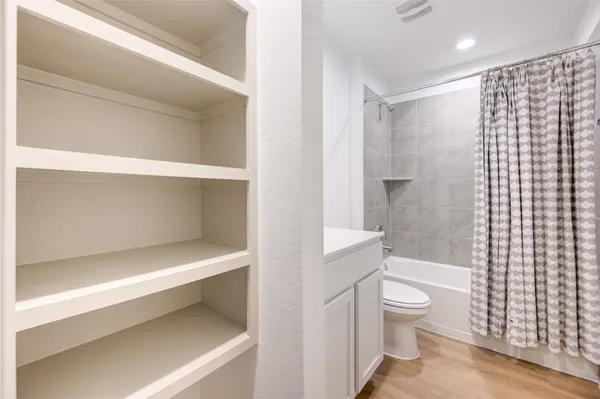 $2,750 | 7715 Smooth Vly Court, Rosharon, TX 77583