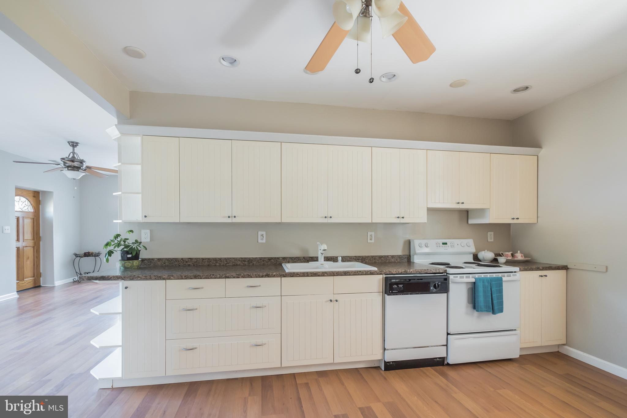 1379 Odenton Road Odenton, MD 21113 - Photo 5 of 30 Gallery Image 5