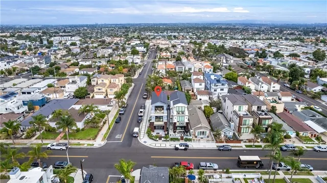 $2,949,000 | 620 Huntington Street, Huntington Beach, CA 92648
