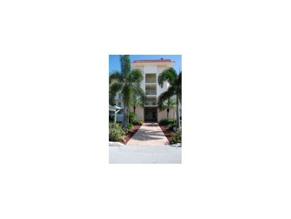 307 Southeast Goodlette Road North, Unit 402B Naples, FL 34102 - Photo 2 of 16 ENTRY