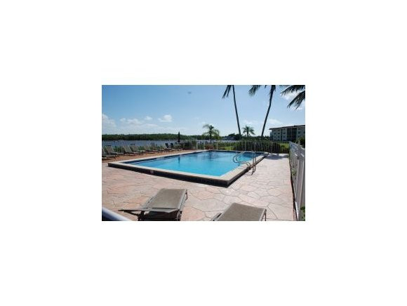307 Southeast Goodlette Road North, Unit 402B Naples, FL 34102 - Photo 13 of 16 POOL