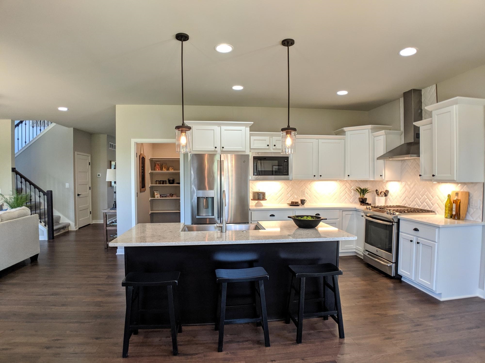 6651 Wagtail Way Middleton, WI 53562 - Photo 12 of 36