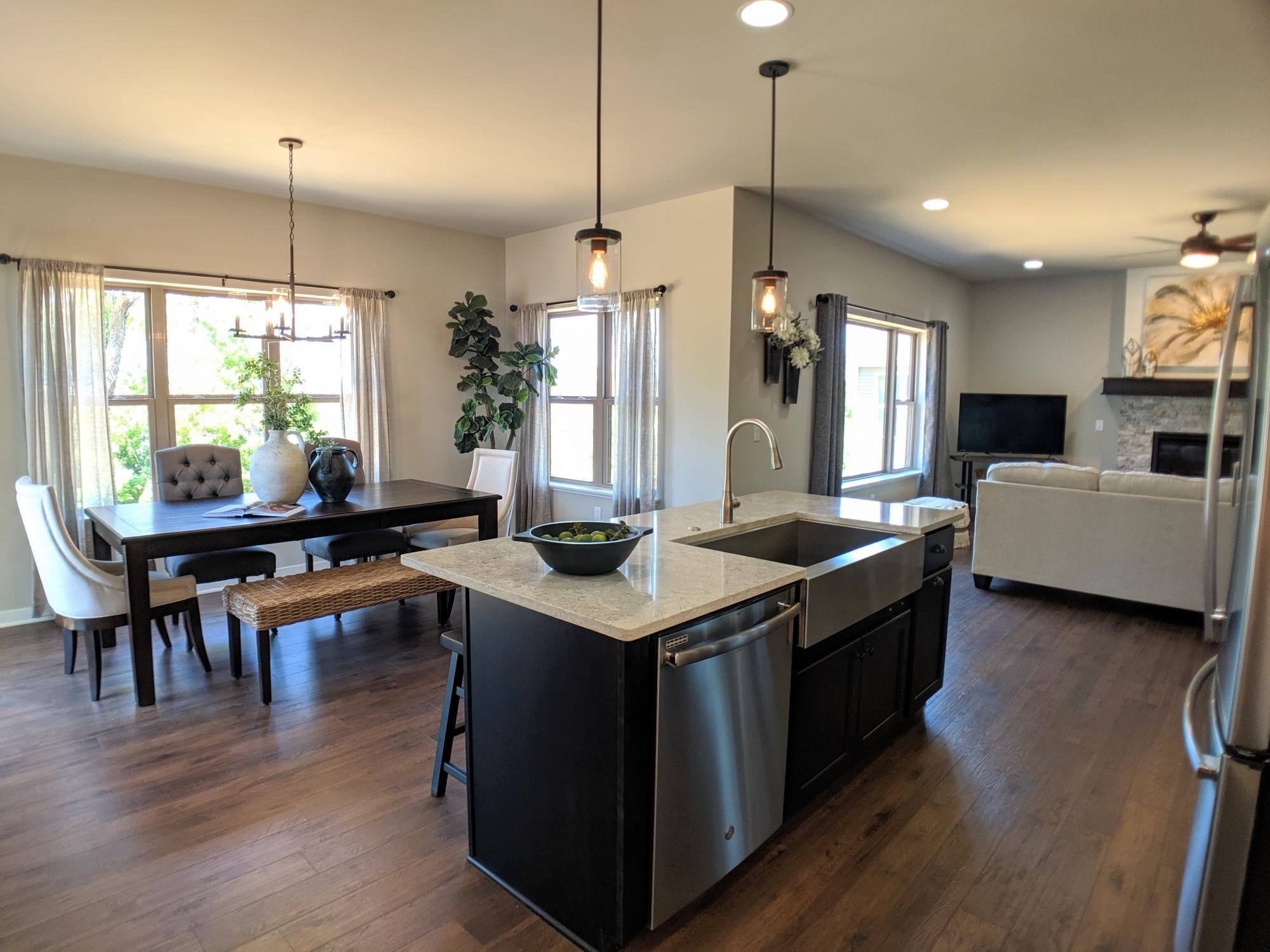 6651 Wagtail Way Middleton, WI 53562 - Photo 15 of 36