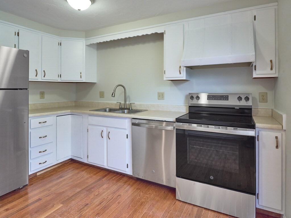 270 Sunderland Road, Unit 40 Worcester, MA 01604 - Photo 4 of 28 Gallery Image 4