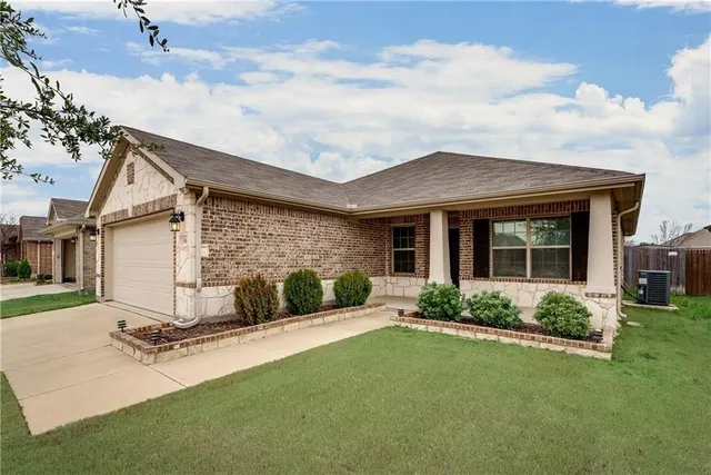 $355,000 | 13161 Red Robin Drive, Fort Worth, TX 76244