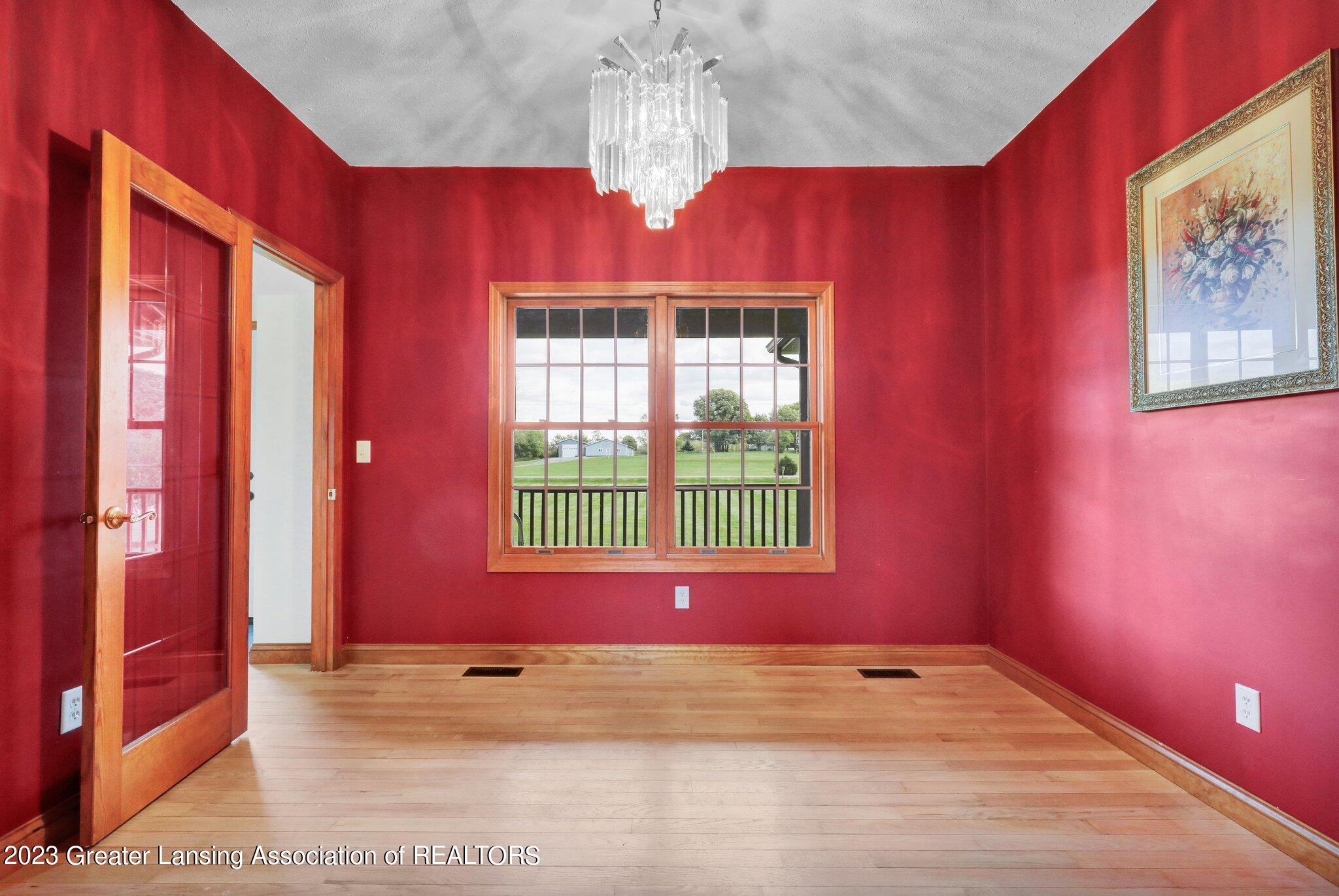 2614 South Edgar Road Mason, MI 48854 - Photo 17 of 53 Dining Room