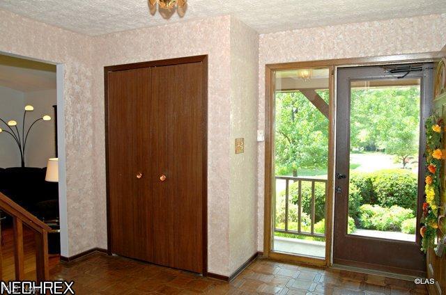 3405 South Smith Road Fairlawn, OH 44333 - Photo 3 of 25