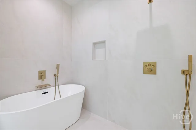 $825,000 | 1270 Glen Eagle Drive, Greensboro, GA 30642