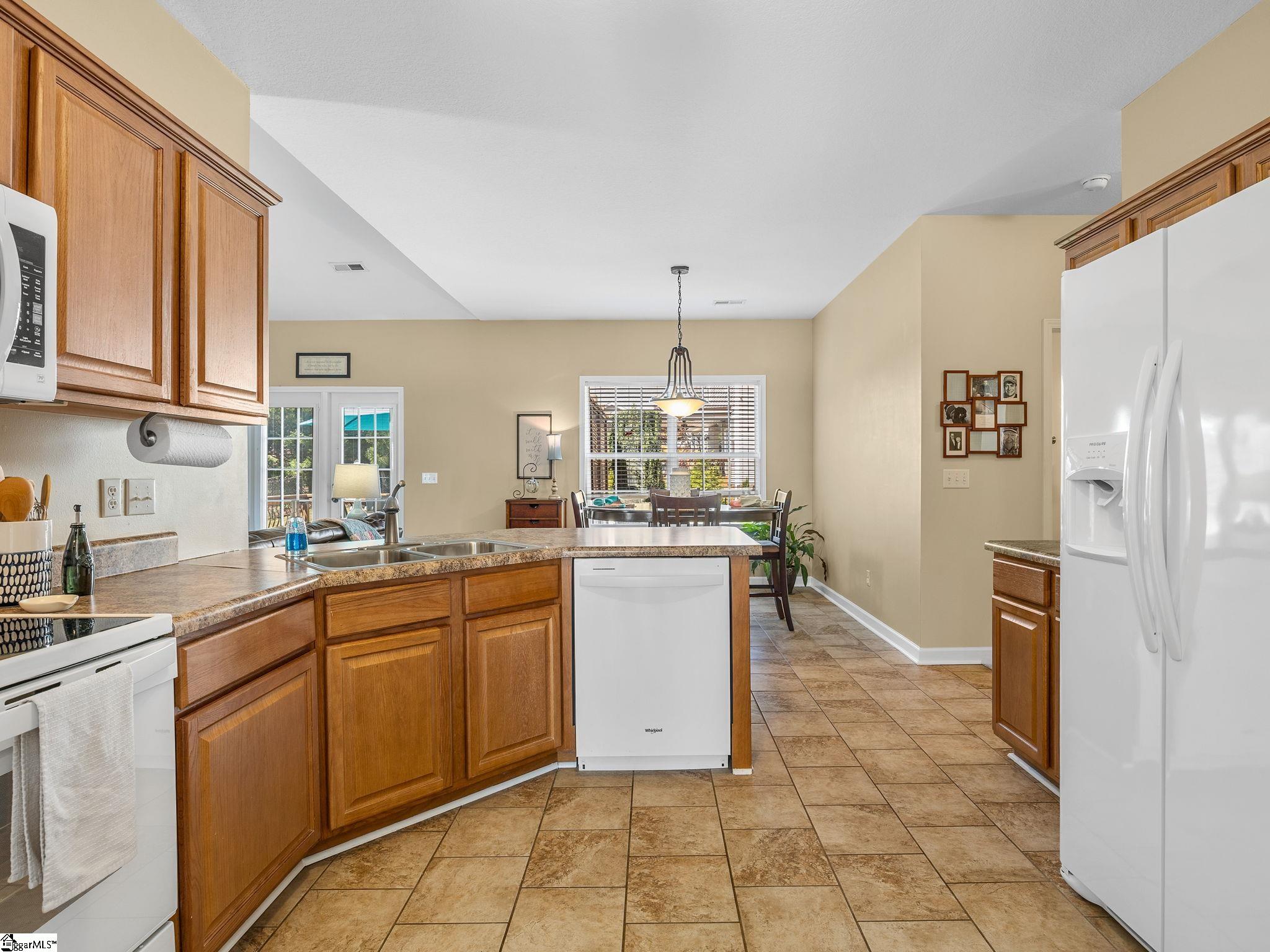 414 Landstone Terrace Boiling Springs, SC 29316 - Photo 9 of 41